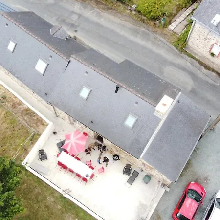 Maison Spacieuse Proche Du Canal De Nantes A Brest * Plesse