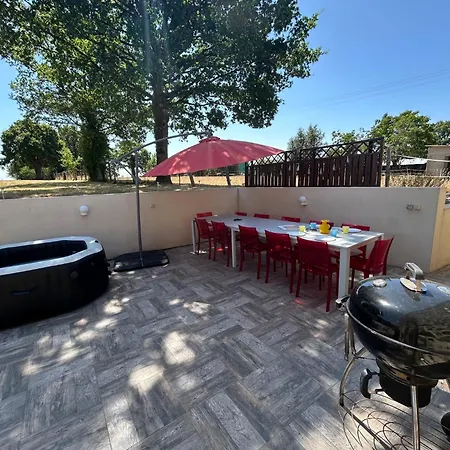 Maison Spacieuse Proche Du Canal De Nantes A Brest Holiday home