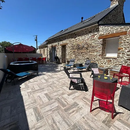 Maison Spacieuse Proche Du Canal De Nantes A Brest Holiday home *